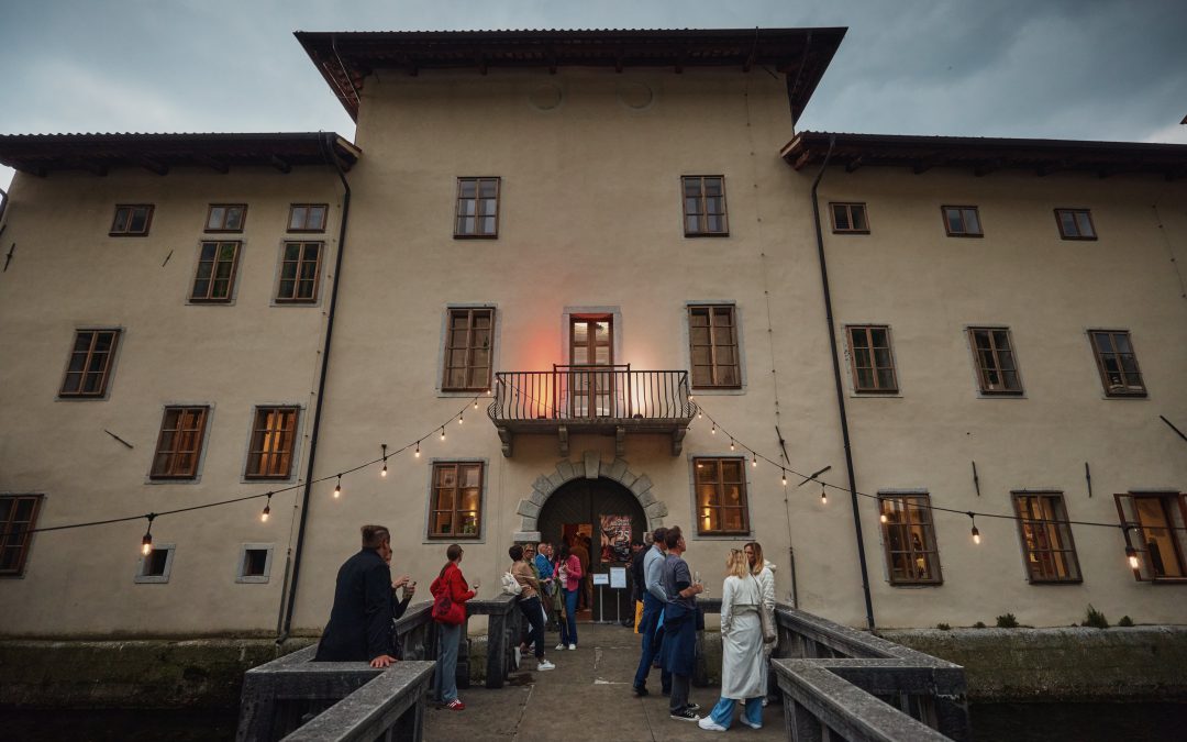 Martinovanje na gradovih povezuje Kras in Vipavsko dolino